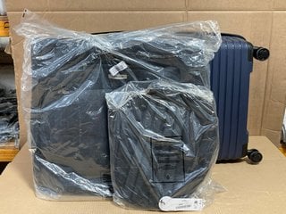 EASTPAK LARGE SOFT SHELL LUGGAGE CASE IN BLACK TO INCLUDE TG MEDIUM SIZED HARDSHELL TRAVEL SUITCASE IN DARK NAVY: LOCATION - B4