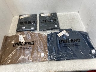 2 X BLEND BH REDHILL CREW NECK JUMPERS IN BLACK SIZE - XXL RRP: £27.99 TO INCLUDE 2 X BLEND MENS T-SHIRTS IN DARK BLUE & DUST BROWN SIZES - XXL RRP: £27.99: LOCATION - A1