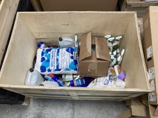 PALLET OF ASSORTED ITEMS TO INCLUDE EASY SERIOUSLY THICK BLEACH & SALT TABLETS FOR WATER SOFTENERS (PLEASE NOTE: 18+YEARS ONLY. ID MAY BE REQUIRED): LOCATION - B4 (KERBSIDE PALLET DELIVERY)