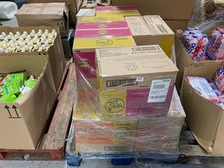 PALLET OF ASSORTED WALKERS CRISPS IN PRAWN COCKTAIL AND ROAST CHICKEN FLAVOUR - BBE: NOV 2024: LOCATION - A2 (KERBSIDE PALLET DELIVERY)