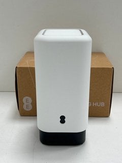 EE SMART 5G HUB ROUTER: MODEL NO HH20C (WITH BOX & ALL ACCESSORIES) [JPTM126850]