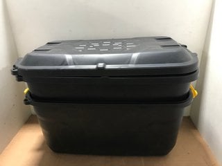 2 X 75 LITRE HEAVY DUTY TRUNKS WITH PADLOCKABLE LIDS IN BLACK: LOCATION - J7