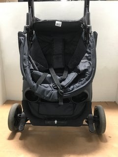 HAUCK FOLD AWAY CHILDRENS PUSHCHAIR IN BLACK: LOCATION - J10