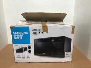 SAMSUNG MICROWAVE OVEN IN SILVER- MODEL MC28H5013AS: LOCATION - I7