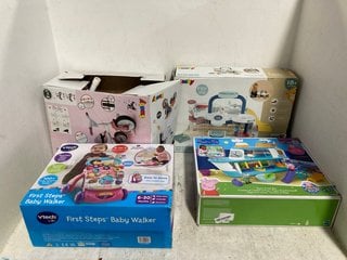 4 X TODDLER ITEMS TO INCLUDE VTECH BABY FIRST STEPS BABY WALKER: LOCATION - I6