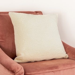 10 X WHITE TEDDY CUSHION COVERS - COMBINED RRP £300: LOCATION - CR5