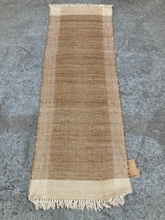 ANDRO JUTE AND COTTON RUNNER - NATURAL - 66 X 200 CM - RRP £125: LOCATION - BR5