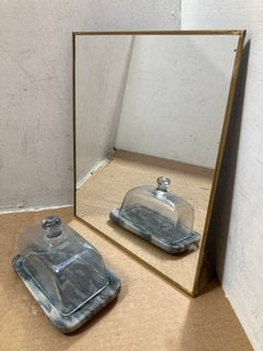 2 X ASSORTED NKUKU ITEMS TO INCLUDE KALLSO MARBLE BUTTER DISH IN GREY: LOCATION - BR5