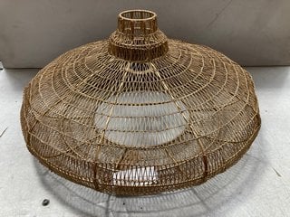 MUKUNI WIRE LAMPSHADE - ANTIQUE BRASS - ONE SIZE - RRP £140: LOCATION - CR8