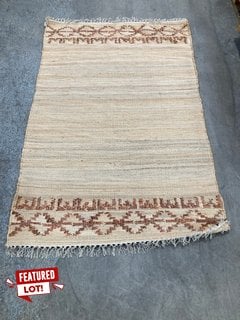 AKARI JUTE & COTTON RUG - NATURAL - 120 X 180 CM - RRP £195: LOCATION - CR8