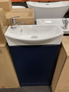 FLOOR STANDING 1 DOOR CLOSET SINK UNIT IN INDIGO WITH A 460 X 230MM 1TH CERAMIC BASIN COMPLETE WITH A MONO BASIN MIXER TAP & CHROME SPRUNG WASTE - RRP £645: LOCATION - A4