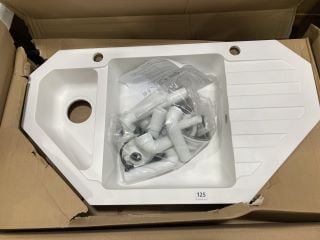 (COLLECTION ONLY) 900 X 500MM 1.5 RH DRAINER BOWL KITCHEN SINK WITH WASTE FITTINGS IN OTRANTO CHALK - RRP £309: LOCATION - A2