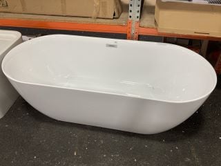 1700 X 740MM MODERN TWIN SKINNED DOUBLE ENDED FREESTANDING BATH RRP £1269: LOCATION - B2