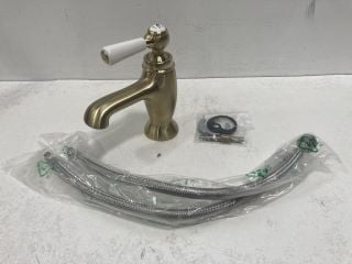 TRADITIONAL LEVER ACTION MONO BASIN MIXER TAP IN BRUSHED BRASS - RRP £245: LOCATION - R1