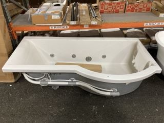 CARRON PHOENIX 1700 X 900MM NTH RH 6 JET P SHAPED SPA BATH WITH MOTOR AND SWITCHES RRP £1569: LOCATION - B4