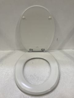 WHITE TOILET SEAT - RRP £70: LOCATION - R2