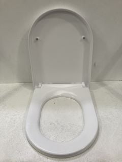 WHITE TOILET SEAT - RRP £70: LOCATION - R2