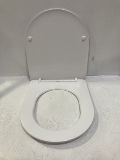 WHITE TOILET SEAT - RRP £70: LOCATION - R2