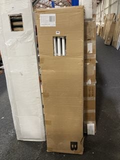 TRADITIONAL VERTICAL 8 X 2 COLUMN CAST IRON STYLE RADIATOR IN WHITE 1500 X 380MM - RRP £530: LOCATION - BACK RACK