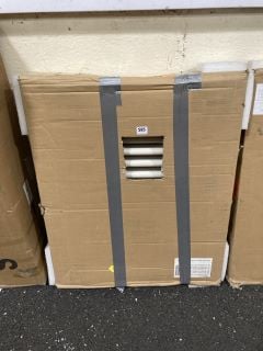 TRADITIONAL HORIZONTAL 3 COLUMN CAST IRON STYLE RADIATOR IN PEARL WHITE 785 X 600MM - RRP £440: LOCATION - B5