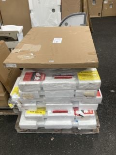 (COLLECTION ONLY) PALLET OF ASSORTED SHOWER TRAYS TO INCLUDE DUCO STONE, PEARLSTONE & CONTRACT TRAYS - RRP £2000: LOCATION - B6