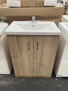 (COLLECTION ONLY) FLOOR STANDING 2 DOOR SINK UNIT IN GLADSTONE OAK WITH A 620 X 400MM 1TH CERAMIC BASIN COMPLETE WITH A MONO BASIN MIXER TAP & CHROME SPRUNG WASTE - RRP £740: LOCATION - B5