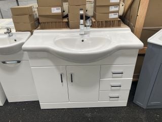 (COLLECTION ONLY) FLOOR STANDING 2 DOOR 3 DRAWER SEMI RECESSED SINK UNIT IN WHITE WITH A 1050 X 510MM 1TH CERAMIC BASIN COMPLETE WITH A MONO BASIN MIXER TAP & CHROME SPRUNG WASTE - RRP £995: LOCATION