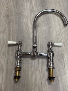 TRADITIONAL CHROME BRIDGE STYLE KITCHEN SINK MIXER TAP WITH SWIVEL SPOUT - RRP £199: LOCATION - R4