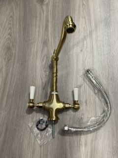 TRADITIONAL FRENCH STYLE MONO KITCHEN SINK MIXER TAP IN BRUSHED GOLD - RRP £210: LOCATION - R4