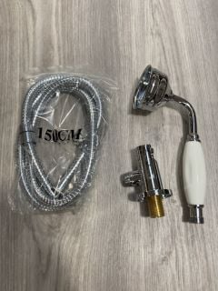 TRADITIONAL SHOWER HANDSET WITH HOSE & OUTLET ELBOW/PARKING BRACKET - RRP £80: LOCATION - R4