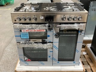 BELLING COOKCENTRE 90DFT PROFESSIONAL RANGE COOKER IN STAINLESS STEEL : MODEL BELCOOKCENTRE90DFTPROF - RRP £1259: LOCATION - D3