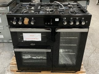 BELLING COOKCENTRE X90G RANGE COOKER IN BLACK AND STAINLESS STEEL : MODEL BELCOOKCENTREX90G - RRP £1329: LOCATION - D3