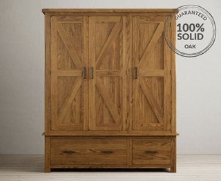 COUNTRY RUSTIC/BRANTHAM RUSTIC SOLID OAK TRIPLE WARDROBE - RRP £999: LOCATION - A7 (KERBSIDE PALLET DELIVERY)