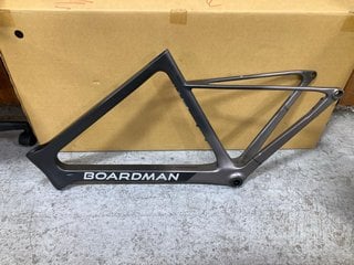 BOARDMAN SLR 8.9 DISC MOUNTAIN BIKE FRAME IN GREY: LOCATION - A5