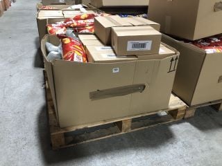 PALLET OF ASSORTED FOOD ITEMS TO INCLUDE QTY OF WALKERS 6PK LIGHTLY SALTED CRISPS - BBE 16/11/24: LOCATION - B7