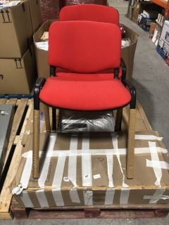 PALLET OF ASSORTED FURNITURE ITEMS TO INCLUDE 2 X FABRIC CHAIRS IN RED: LOCATION - A6