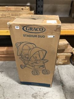 GRACO STADIUM DUO PUSHCHAIR IN GREY/BLACK: LOCATION - BR7