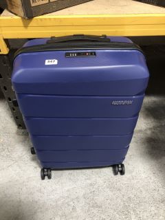 AMERICAN TOURISTER MEDIUM SIZE HARD SHELL WHEELED COMBINATION LOCK SUITCASE IN NAVY: LOCATION - BR10