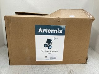 ARTEMIS 23KG FERTILISER SPREADER IN BLACK: LOCATION - D10