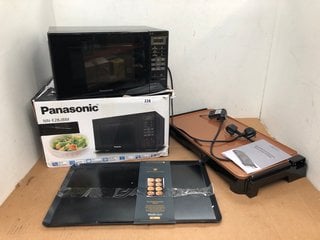 3 X ASSORTED KITCHEN ITEMS TO INCLUDE PANASONIC DIGITAL MICROWAVE IN BLACK- MODEL NO NN-E28JBM: LOCATION - D14