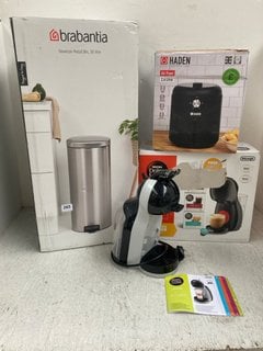 4 X ASSORTED KITCHEN APPLIANCE ITEMS TO INCLUDE HADEN 2.6 LITRE AIR FRYER IN BLACK: LOCATION - D17