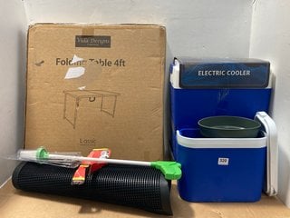 QTY OF ASSORTED OUTDOOR ITEMS TO INCLUDE MEDIUM ELECTRIC COOLER: LOCATION - C13