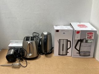 6 X ASSORTED JOHN LEWIS & PARTNERS KITCHEN ITEMS TO INCLUDE 1.7L BRUSHED STAINLESS STEEL KETTLE: LOCATION - C11