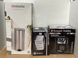 3 X KITCHEN APPLIANCES TO INCLUDE RUSSELL HOBBS CHESTER GRIND & BREW COFFEE MACHINE: LOCATION - C4