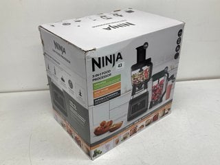 NINJA 3-IN-1 FOOD PROCESSOR WITH AUTO-IQ - MODEL BN800UK - RRP £199: LOCATION - BOOTH