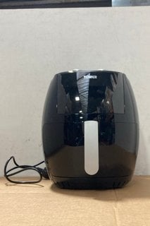 TOWER 7 LITRE AIR FRYER IN BLACK WITH VIZION VIEWING WINDOW - MODEL: T17071: LOCATION - B2