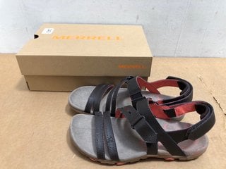 MERRELL WOMENS SANDSPUR ROSE SANDALS IN ESPRESSO AND CORAL - UK SIZE: 4: LOCATION - B7