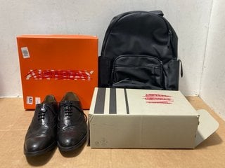 3 X ASSORTED JOHN LEWIS & PARTNERS SHOES TO INCLUDE PURCIE WOMENS BOOTS IN BLACK - UK SIZE: 6 TO ALSO INCLUDE BLACK BACKPACK: LOCATION - B13