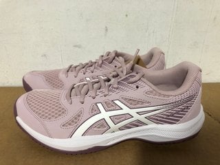 ASICS WOMENS TRAINERS IN LIGHT PINK - UK SIZE: 7: LOCATION - B16