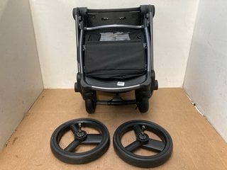 INTERTEK CHILDRENS STROLLER IN BLACK AND GREY: LOCATION - B17